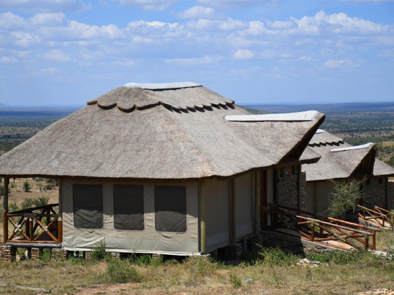 Serengeti Serena Safari Lodge Экстерьер фото